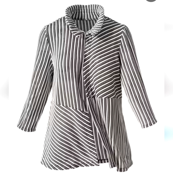Easywear by Chicos Jackets & Blazers - Chicos Easy Wear Jacket  overlay Directional Blocks adjustable Collar Size 14 16